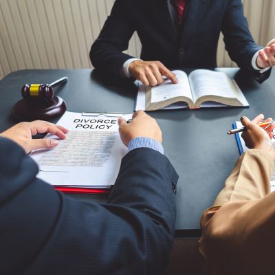 Coordinating Legal Hold with Outside Counsel and Litigation Timelines