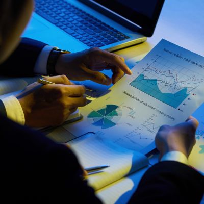 Information Barriers Between Trading, Research, and Advisory Functions