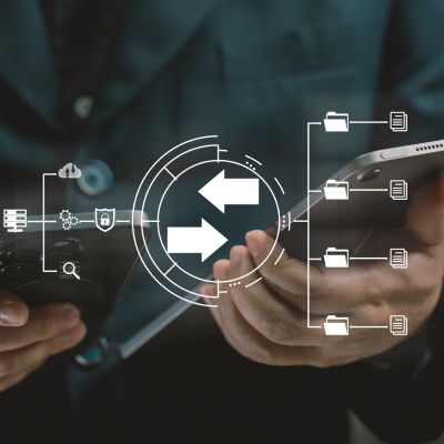 Native App vs. Protocol-Based Sync